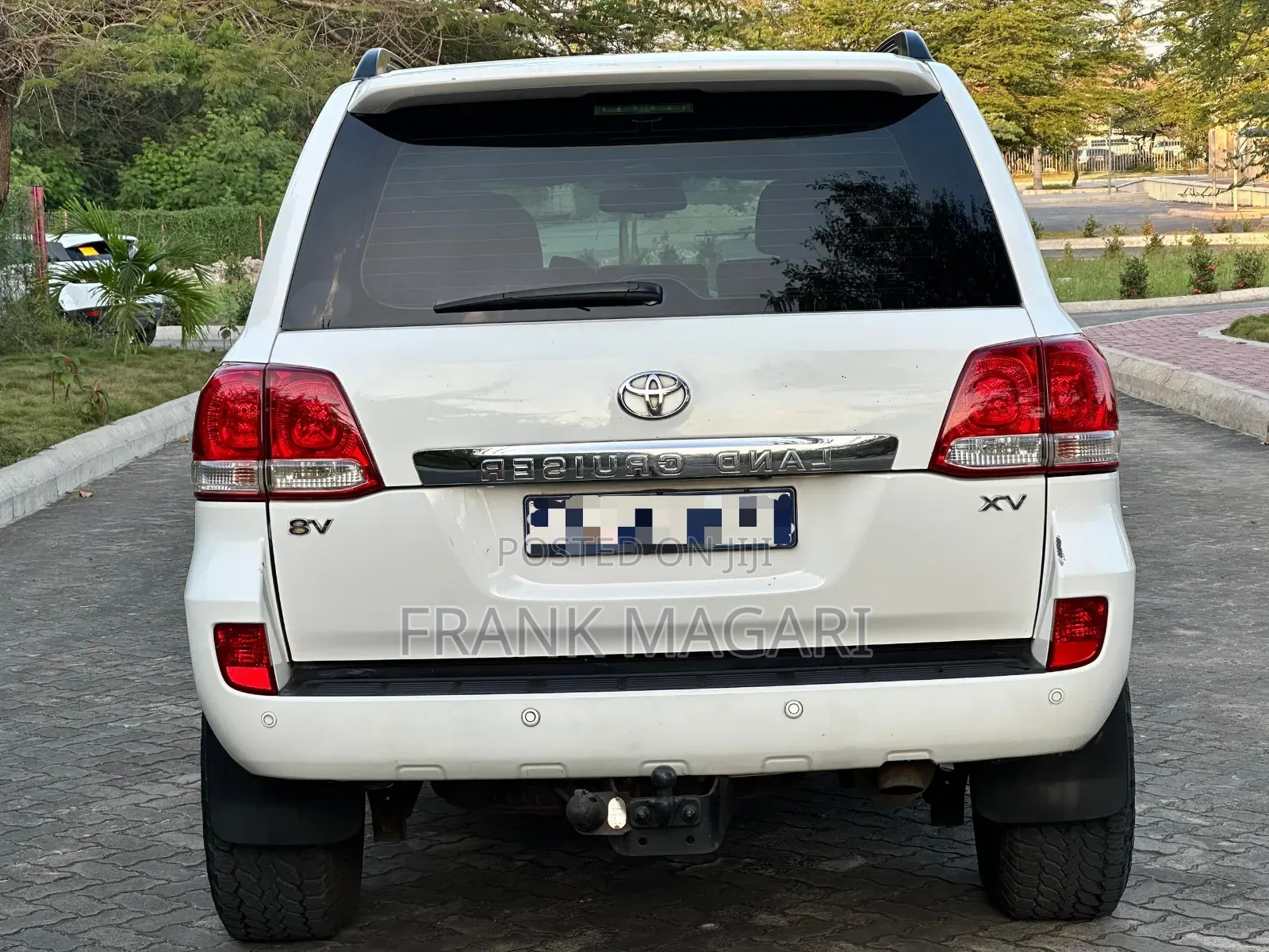 Toyota Land Cruiser 2008 White