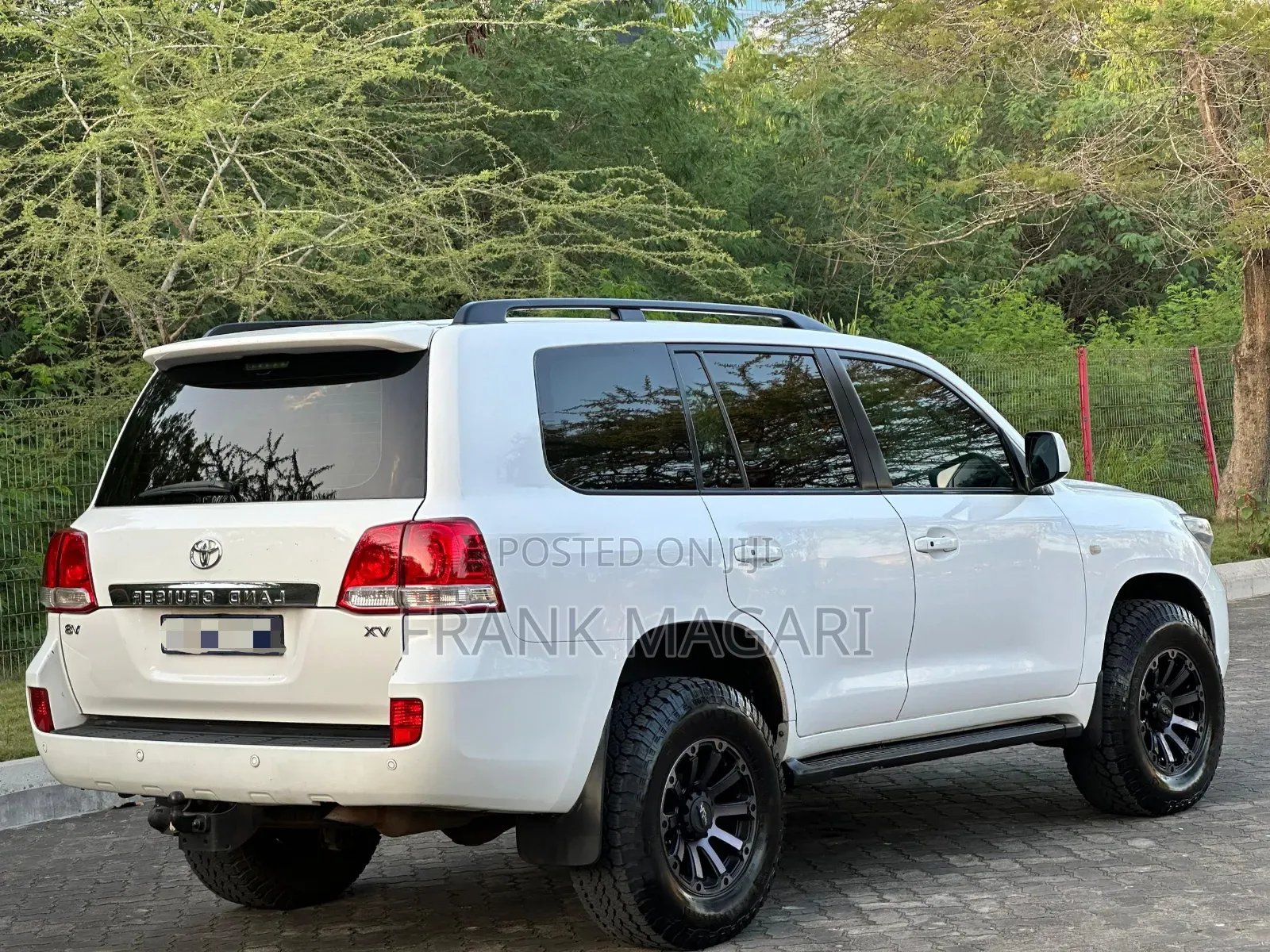 Toyota Land Cruiser 2008 White