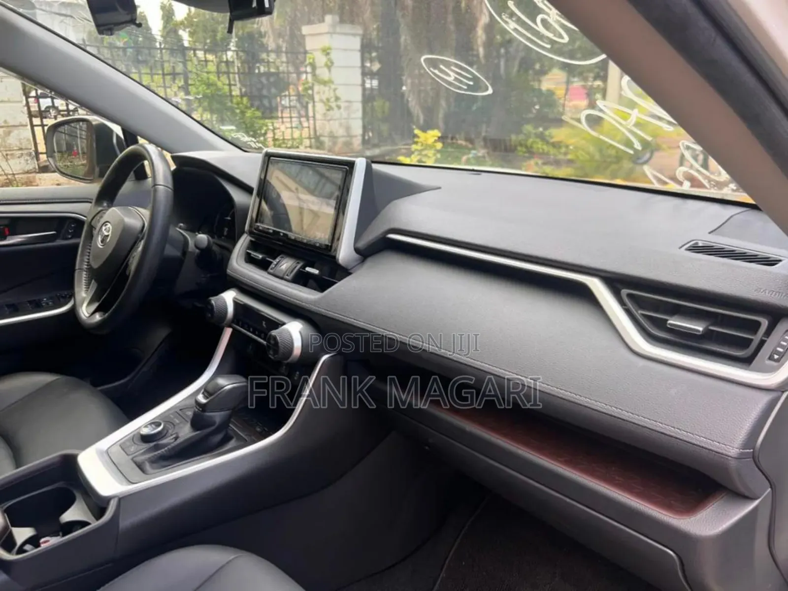 Toyota RAV4 2019 White