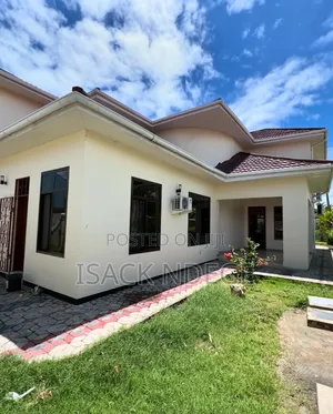 Furnished 5bdrm House in Bahari Beach, Kinondoni for rent