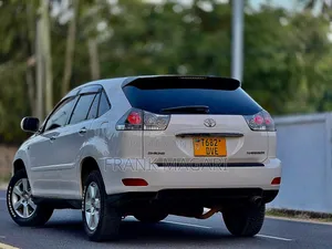 Toyota Harrier 2.4 2004 White