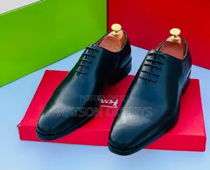 Pure Genuine Cr7 Shoes/Footwears