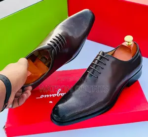 Pure Genuine Cr7 Shoes/Footwears