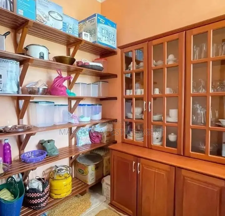 Furnished 5bdrm House in Boko, Bunju for rent