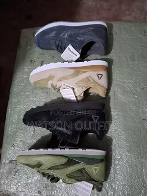 Reebok Sneakers/Shoes With Leather