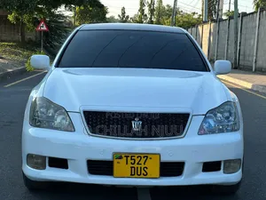 Toyota Crown 2007 White