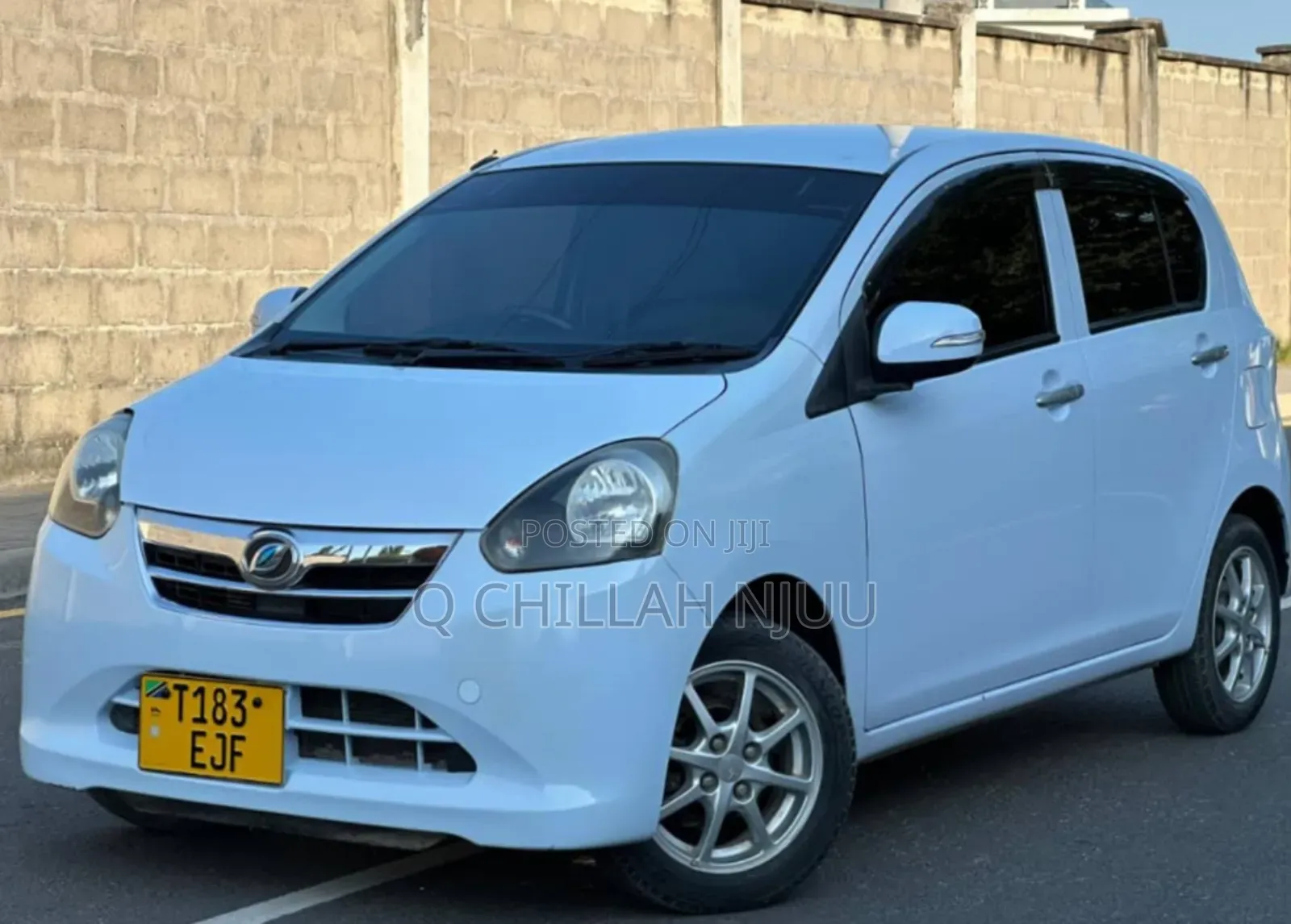 Daihatsu Mira 2011 White