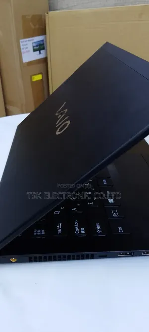 Laptop Sony VAIO Pro SVP1321B4EB.AE1 8GB Intel Core I5 SSD 256GB