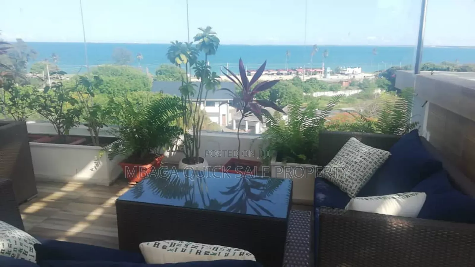 Big Restaurants SQM 400 With Sea View for Rent at Oysterby