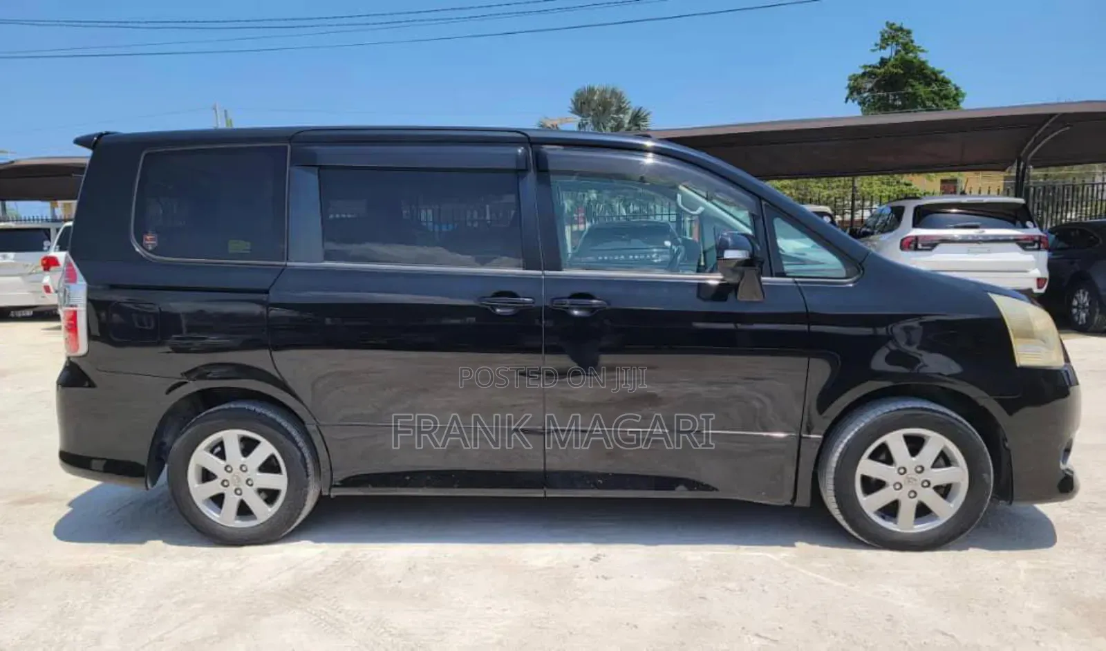 Toyota Noah 2007 Black