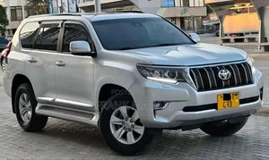 Toyota Land Cruiser Prado 2.8 2019 Silver