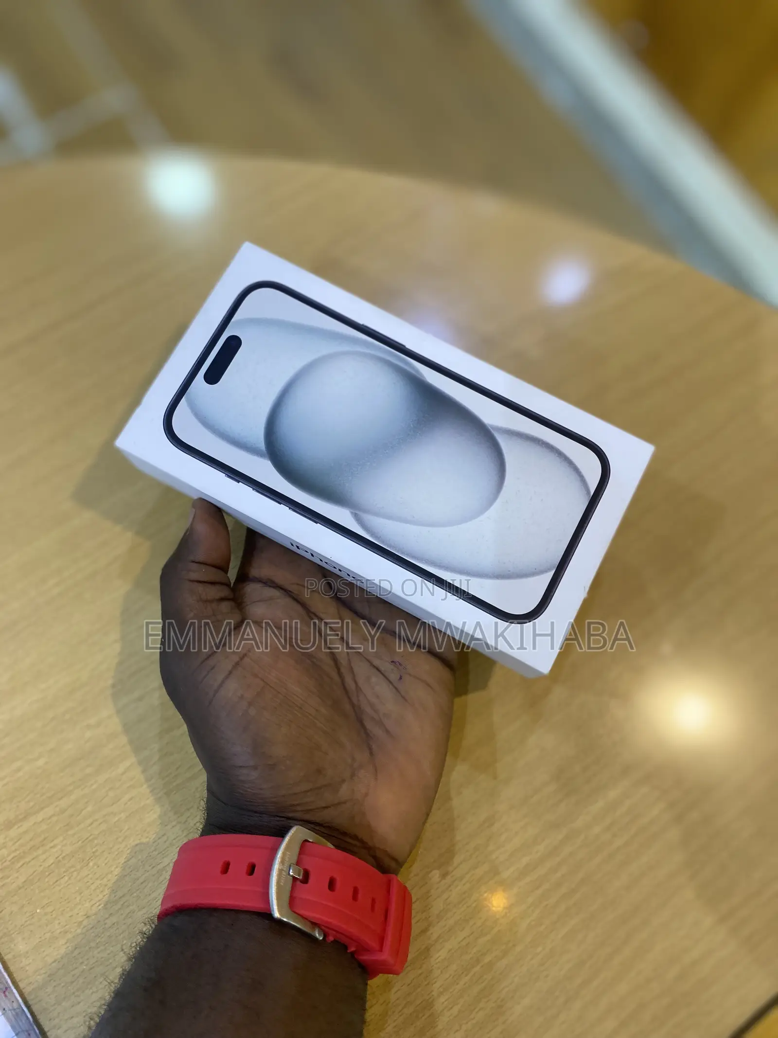 New Apple iPhone 15 128 GB Black