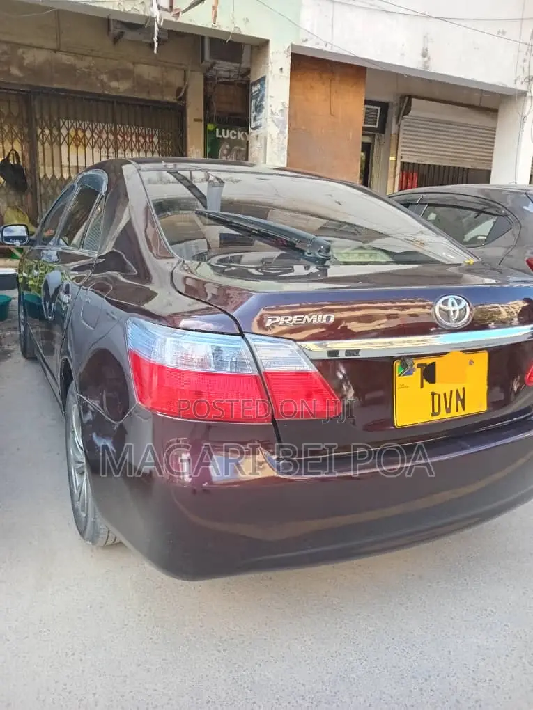 Toyota Premio 2005 Brown