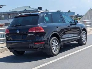 Volkswagen Touareg 2012 Black