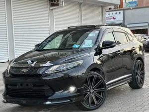 Toyota Harrier 2.0 4WD 2014 Black