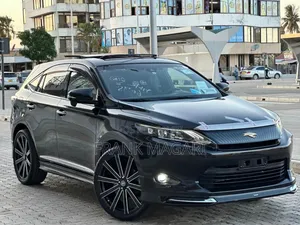 Toyota Harrier 2.0 4WD 2014 Black