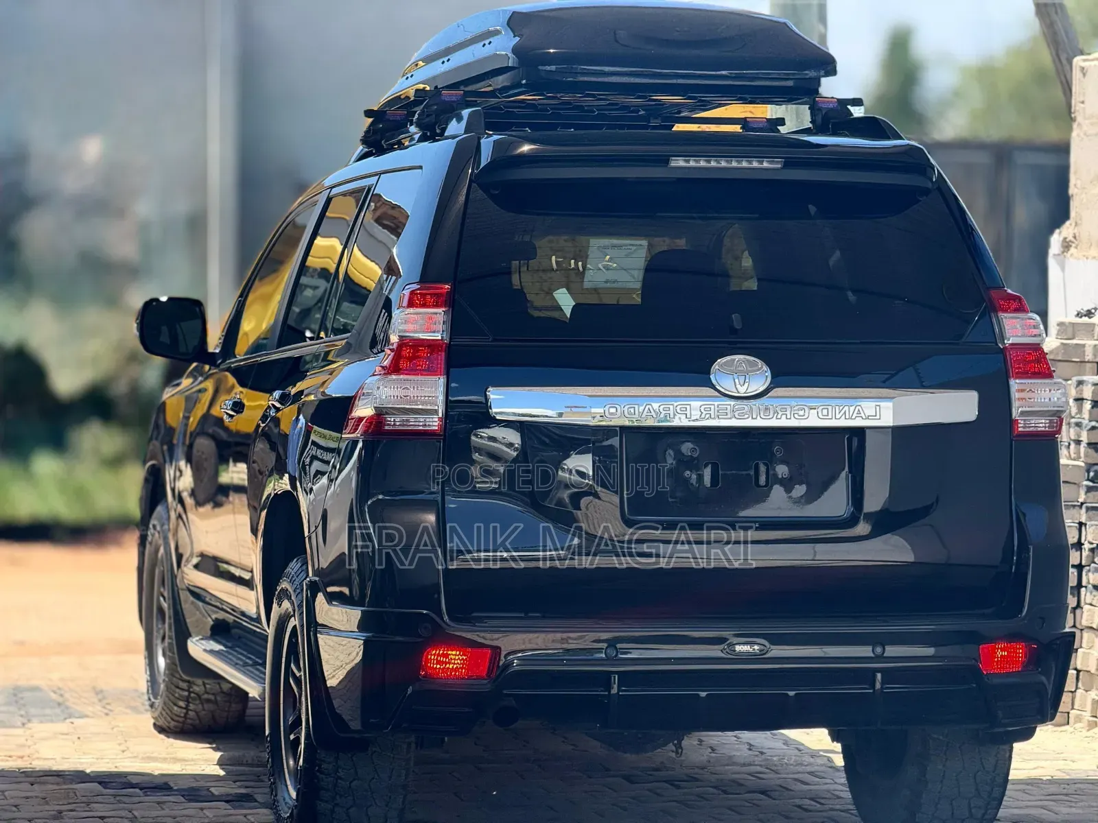 Toyota Land Cruiser Prado 2016 Black