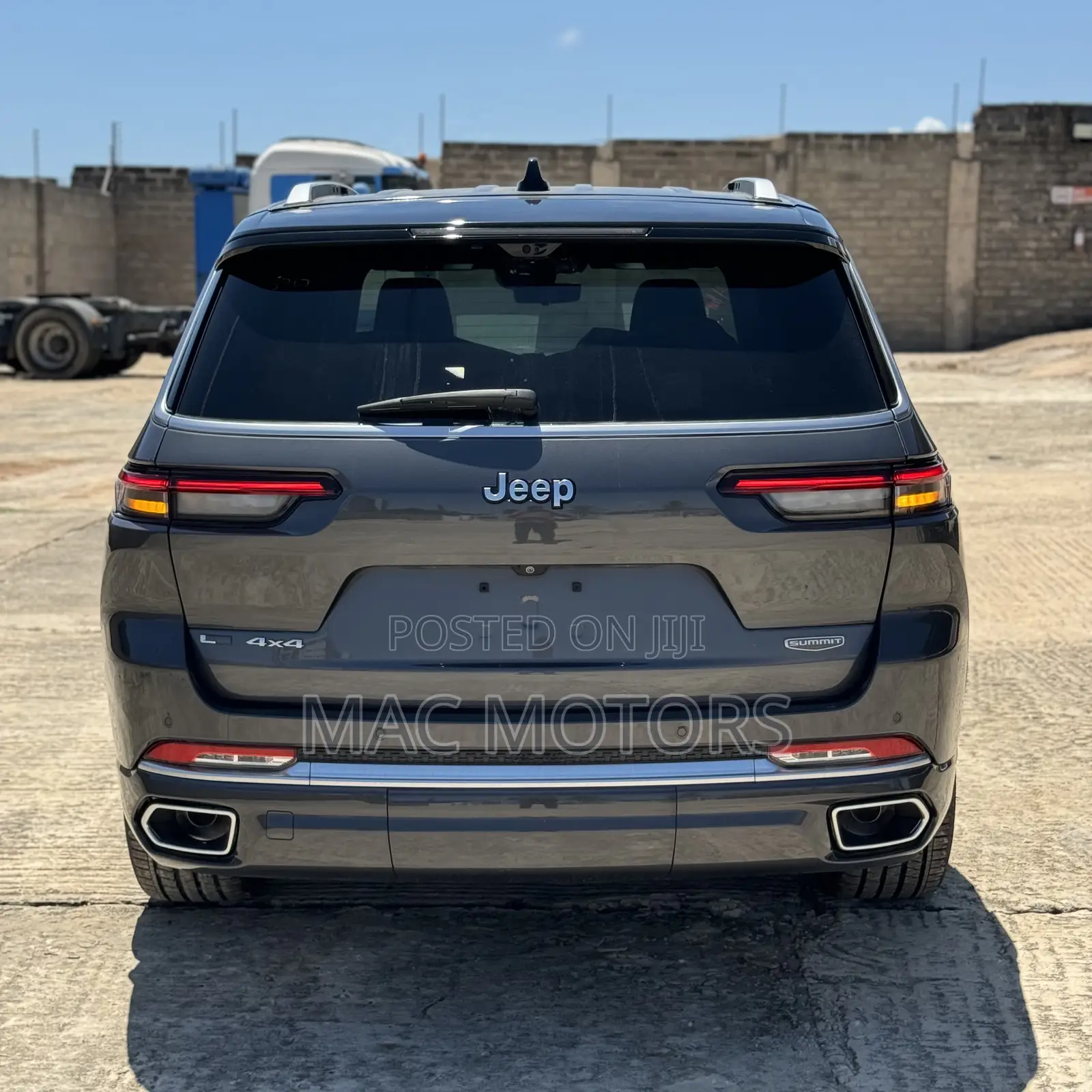 New Jeep Grand Cherokee Summit Reserve 4x4 2023 Gray