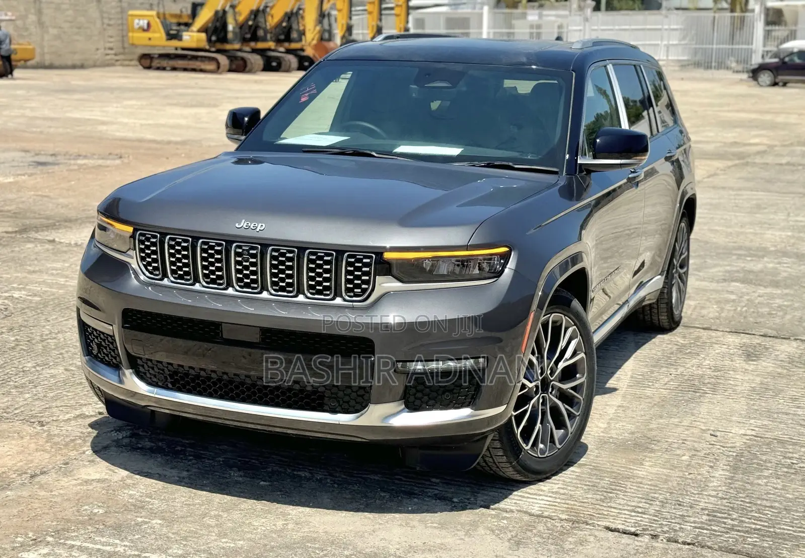 New Jeep Grand Cherokee Summit Reserve 4x4 2023 Gray