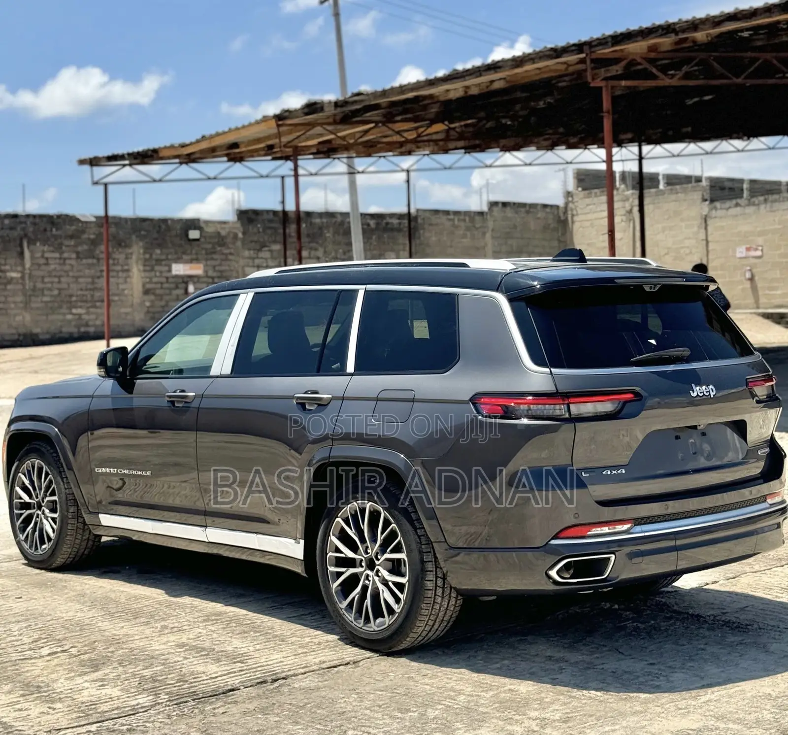 New Jeep Grand Cherokee Summit Reserve 4x4 2023 Gray