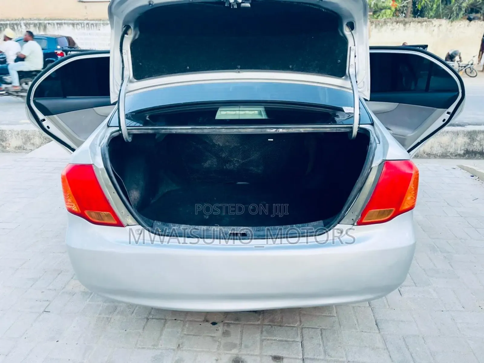 Toyota Auris 2008 Silver
