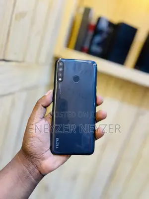Tecno Spark 4 32 GB Black