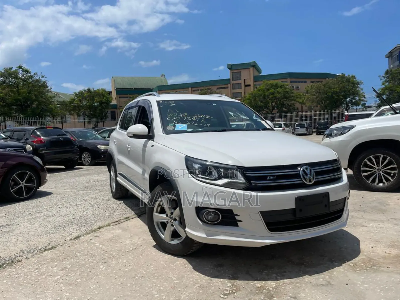 Volkswagen Touareg 2012 White