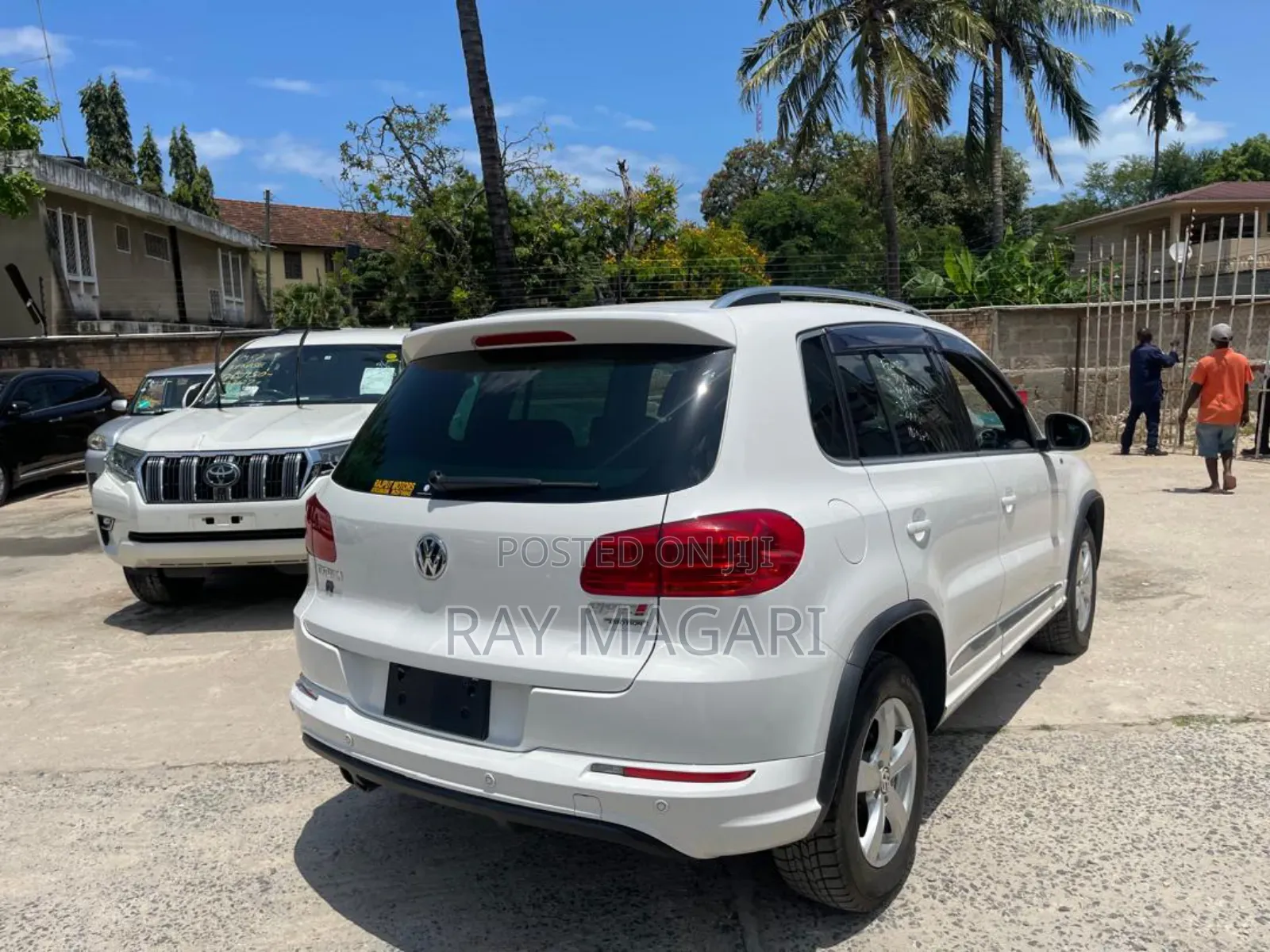 Volkswagen Touareg 2012 White
