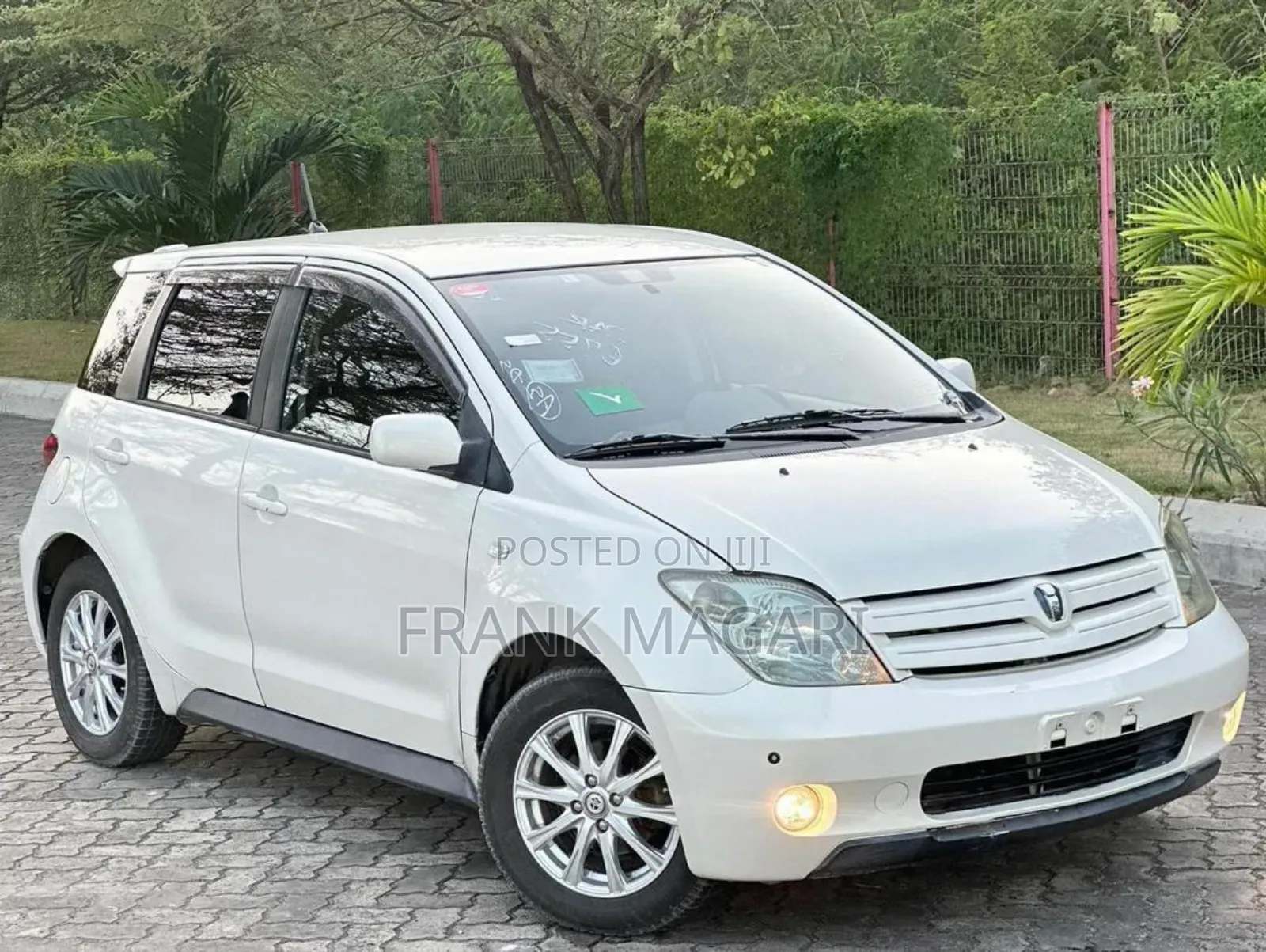 Toyota IST 2004 White