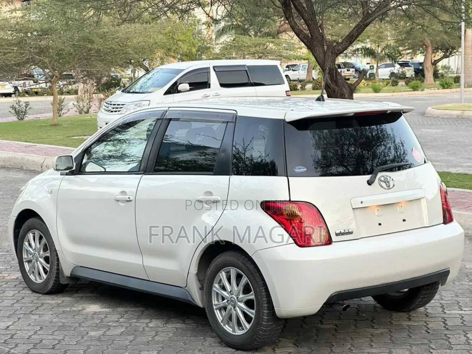 Toyota IST 2004 White