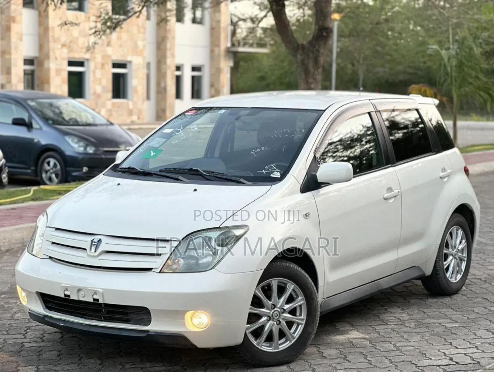 Toyota IST 2004 White