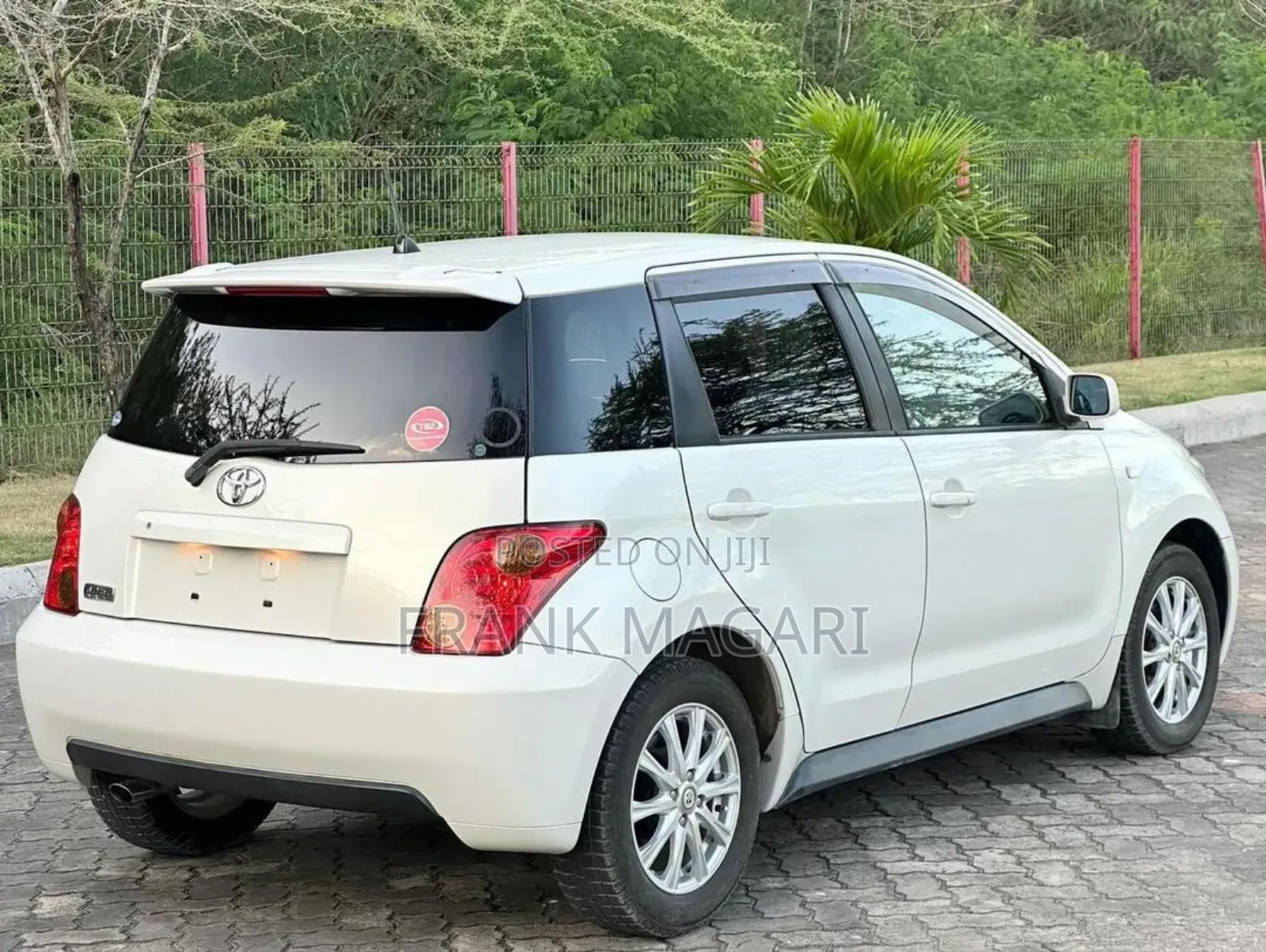 Toyota IST 2004 White