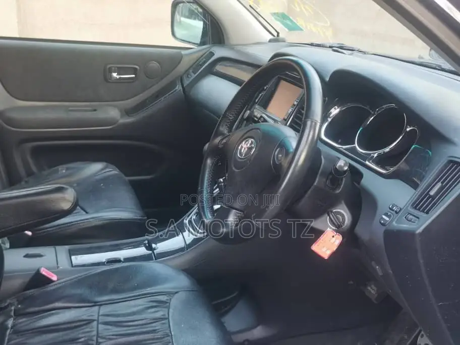 Toyota Kluger 2003 Blue