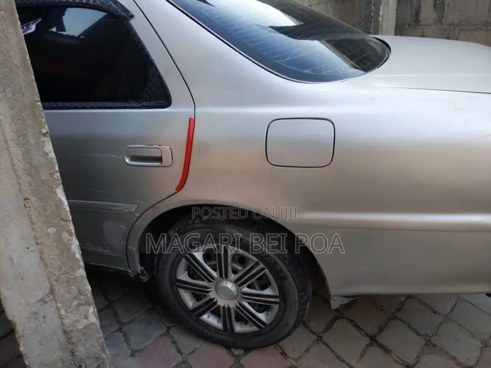 Toyota Cresta 2000 Silver