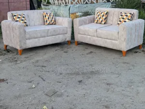 Nauza Sofa Mpya Za Watu 2:2