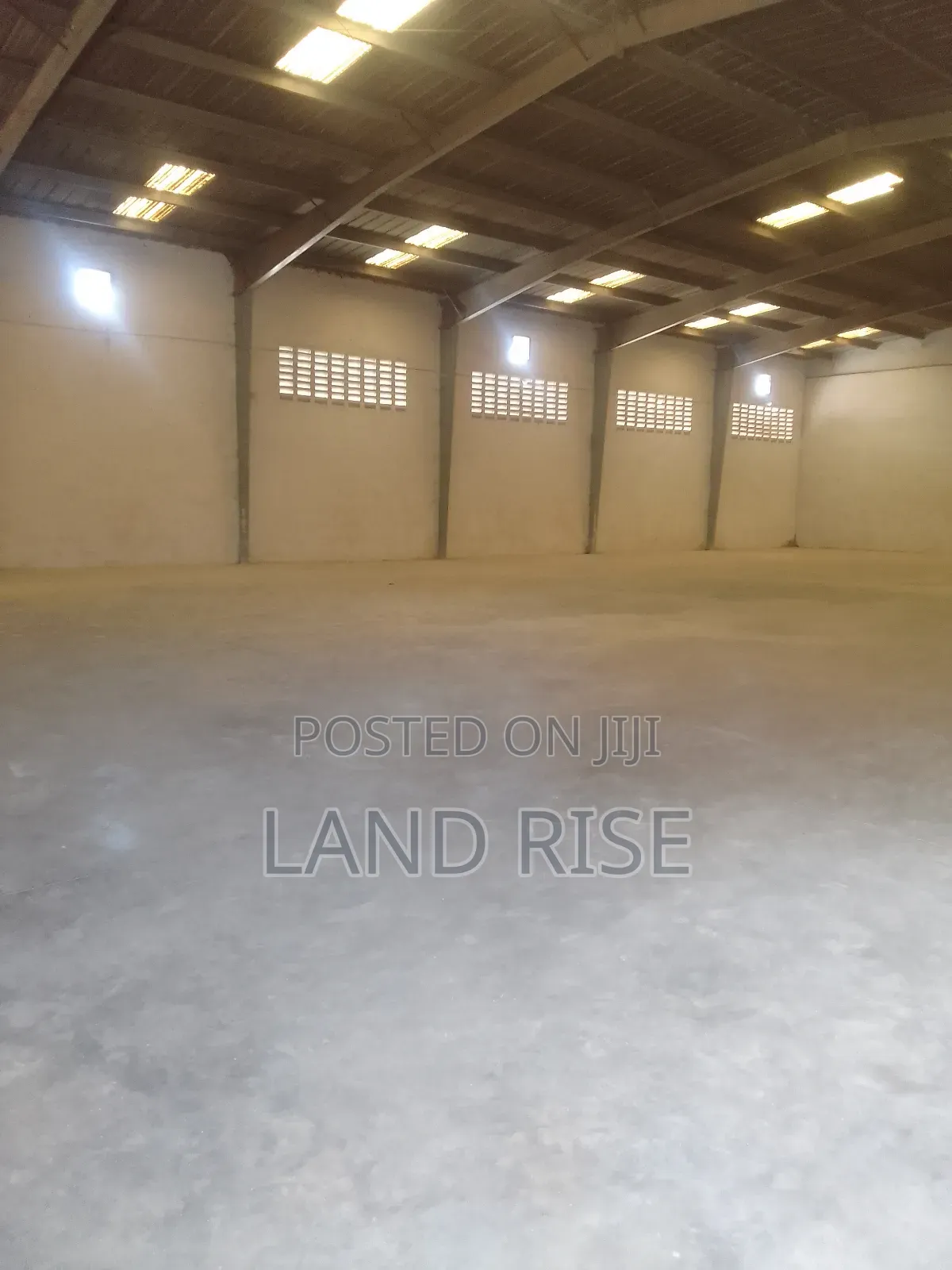 1000 SQM in Tazara