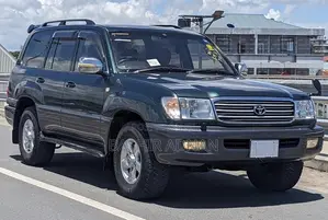 Toyota Land Cruiser 2000 Green