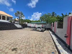 3bdrm House in Salasala Kinzudi, Kunduchi for sale