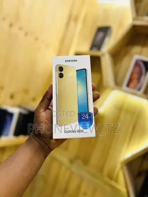 New Samsung Galaxy A06 128 GB Gold