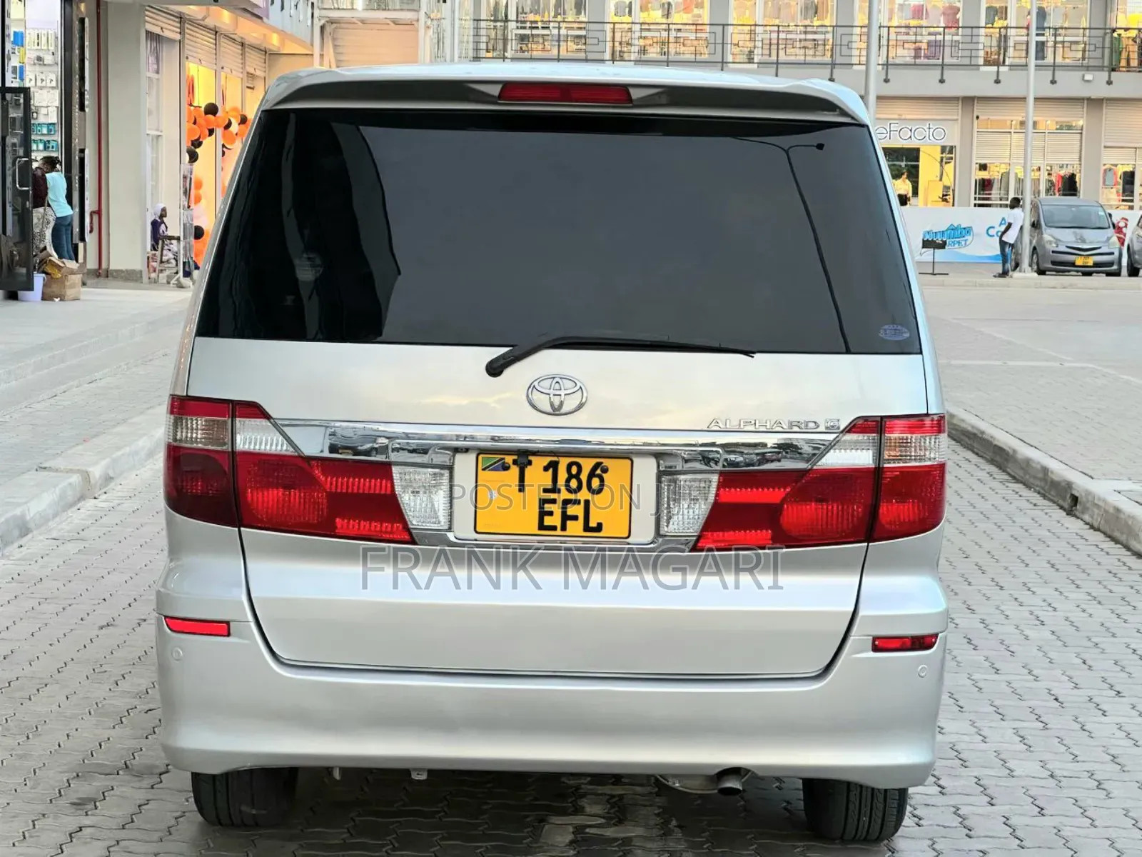 Toyota Alphard 2.4 Petrol FWD 2003 Silver