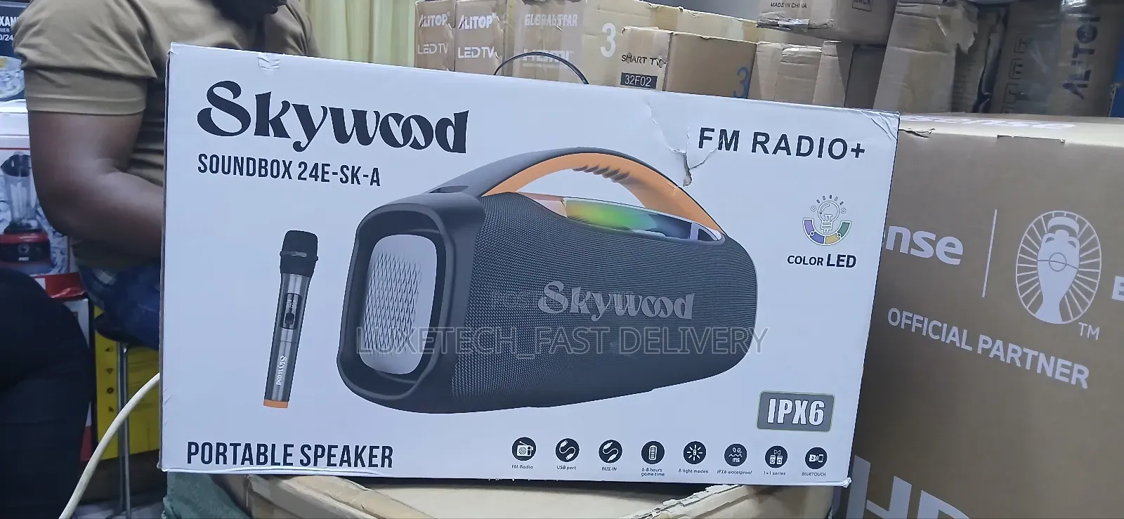 Skywood Soundbox Portable Speaker With Mic