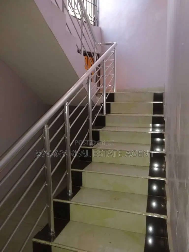 9bdrm House in Bunju Beach for rent