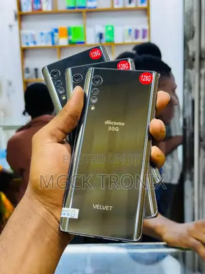 New LG Velvet 128 GB
