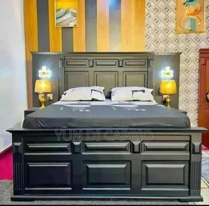 Kitanda Classic Mbao Na Bedside