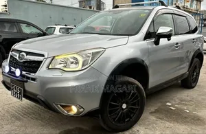 Subaru Forester 2014 Gray