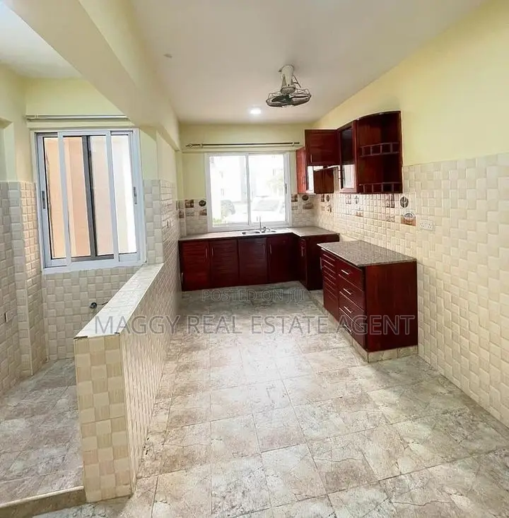 3bdrm Apartment in Mbezi Beach for rent