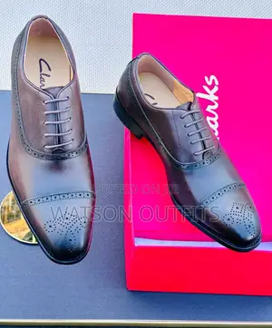Best Quality Clarks Shoes/Footwears Og