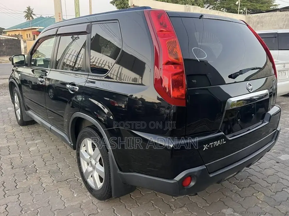 Nissan X-Trail 2010 Black