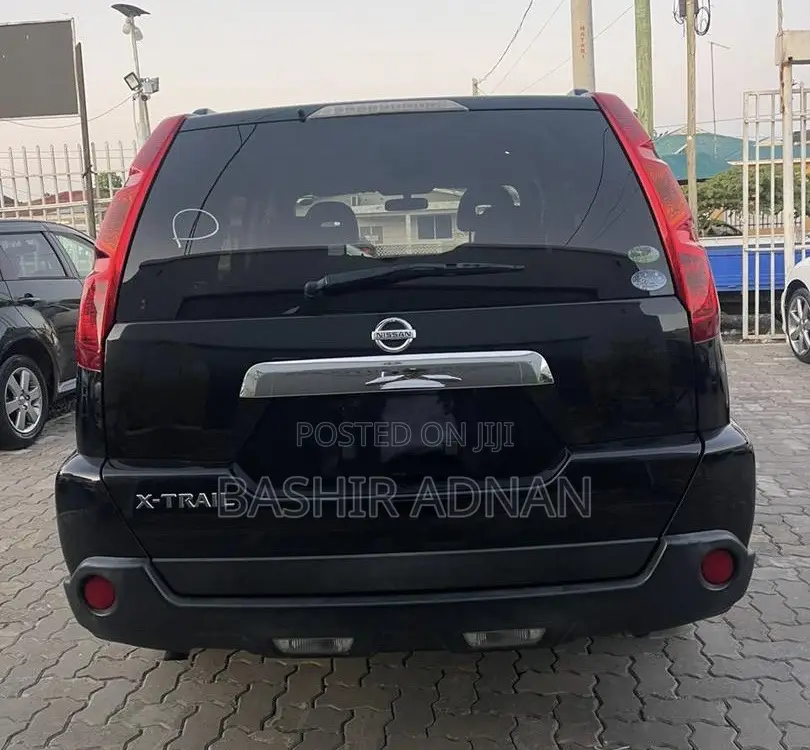 Nissan X-Trail 2010 Black