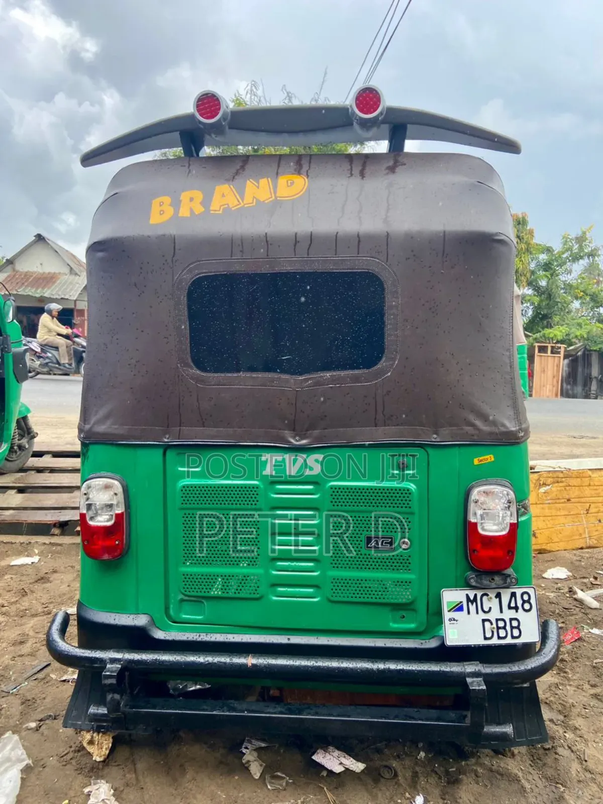 TVS Neo NX 2022 Green